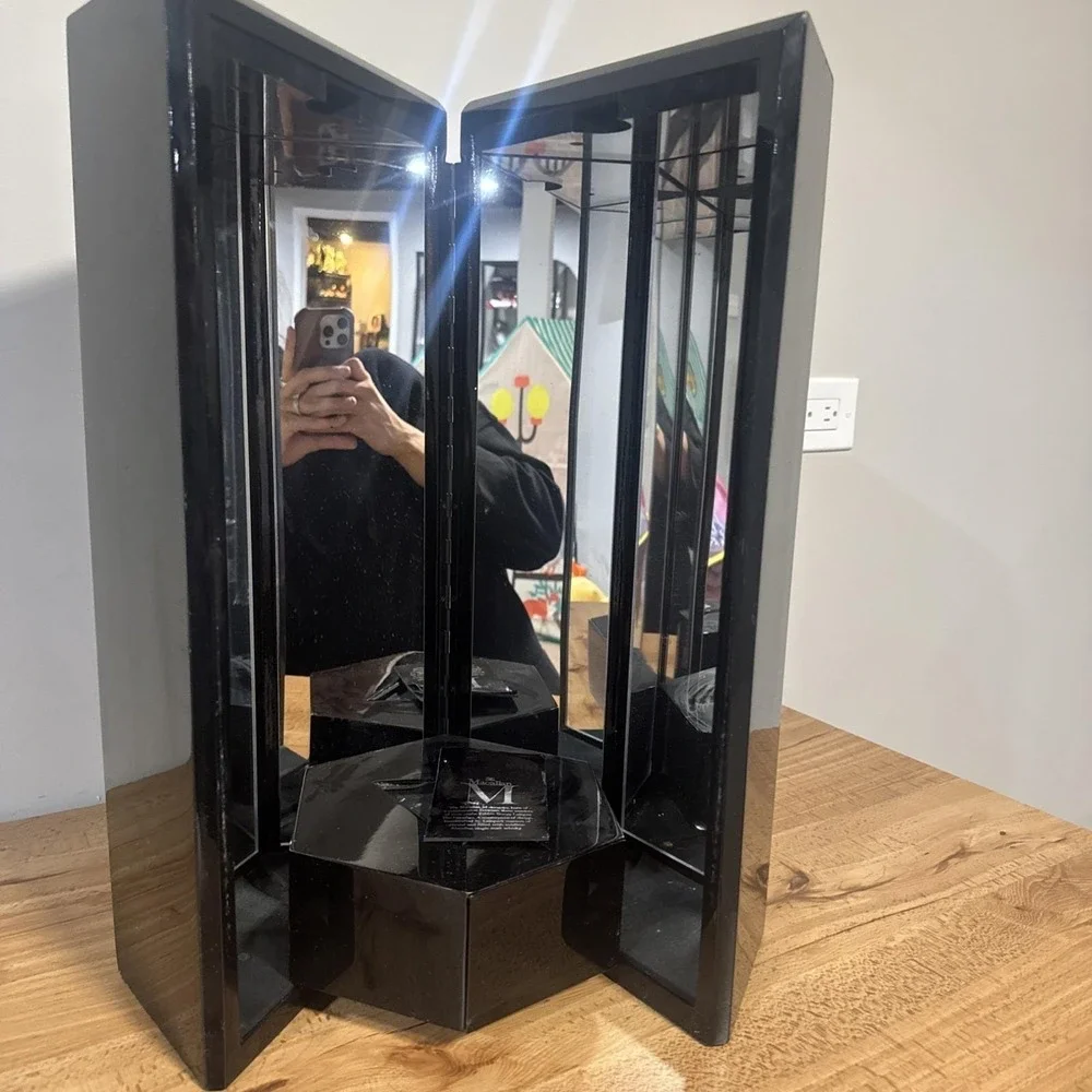 Macallan M Single Malt Scotch Whisky Original Display Case Box Black Mirrors 19